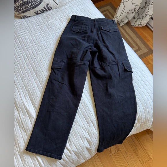Aritzia Black Cargo Pants - Picture 9 of 11